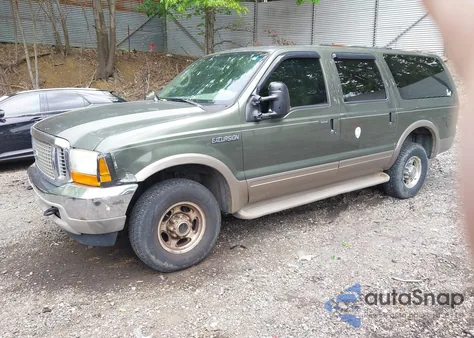 2001 Ford Excursion Limited from USA, damaged, VIN 1FMNU43S21EC18536